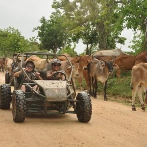 Bayahibe: Tour in buggy con fiume Chavón e degustazione di prodotti locali