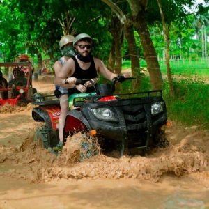 Punta Cana: Dobrodružství s terénními buginami v džungli