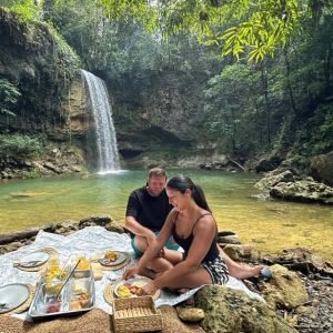 Fantastica avventura alla cascata nascosta e alla grotta storica