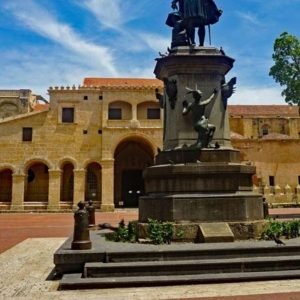 Escursione: Città coloniale, Faro di Colón e Parco dei 3 occhi