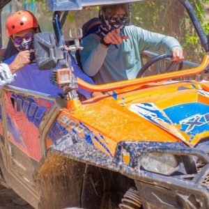 Zábavné dobrodružství Buggy Punta Cana Jeskyně Macao Beach